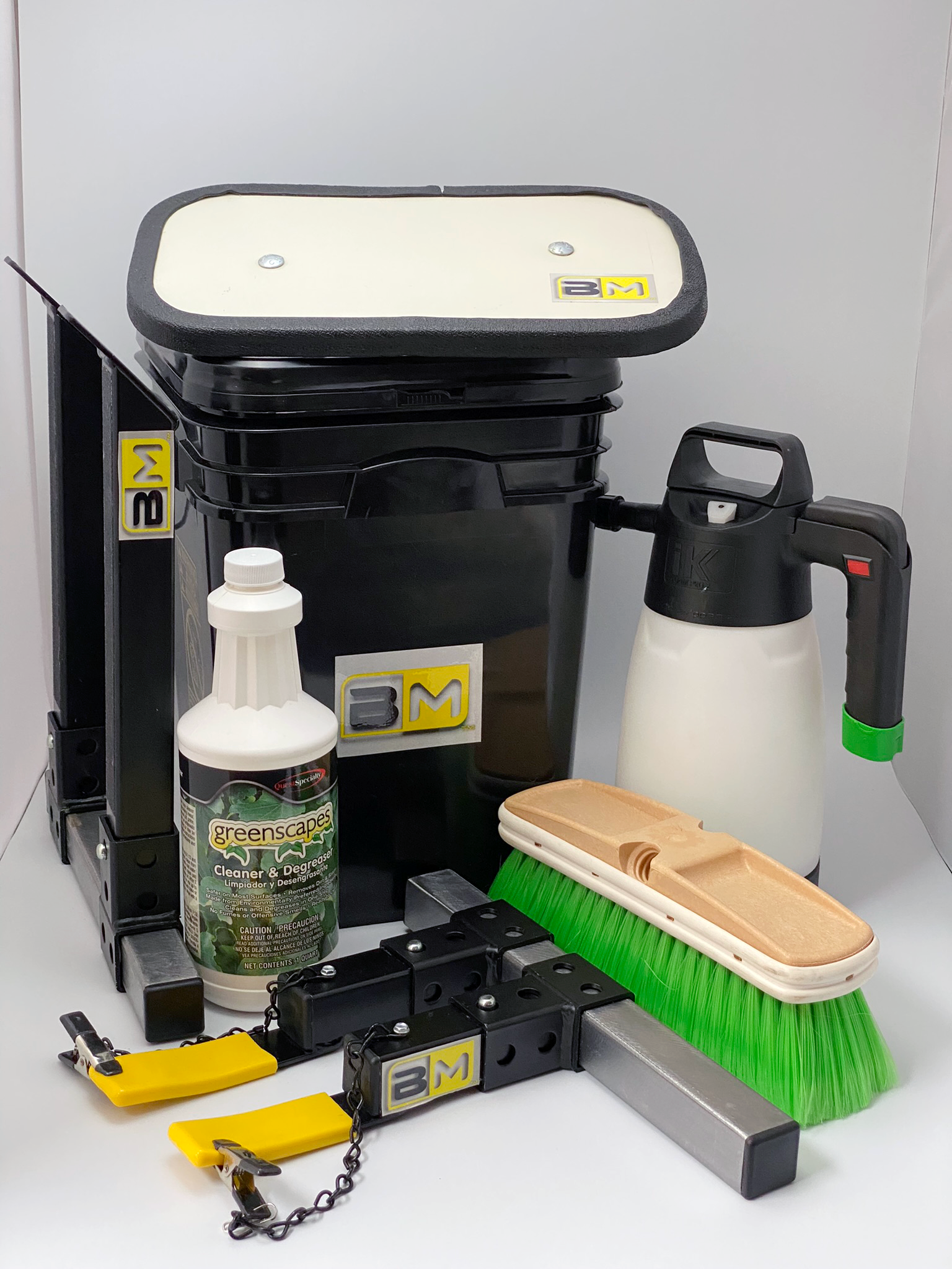 The BlindMaid Mobile LadderRack Kit